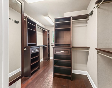 4007 Brownstone Court - Photo Thumbnail 30