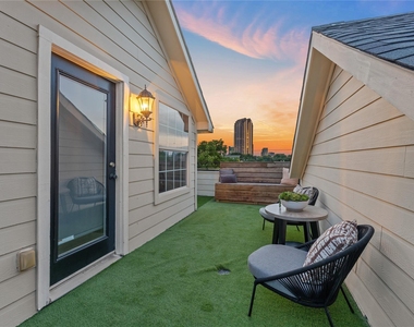 4007 Brownstone Court - Photo Thumbnail 2