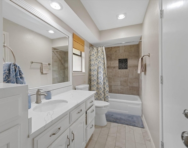 6620 Robin Willow Court - Photo Thumbnail 5