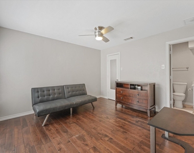 6620 Robin Willow Court - Photo Thumbnail 8