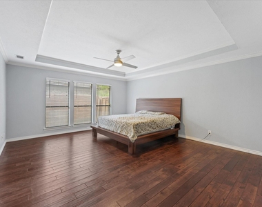 6620 Robin Willow Court - Photo Thumbnail 11