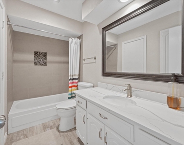 6620 Robin Willow Court - Photo Thumbnail 10
