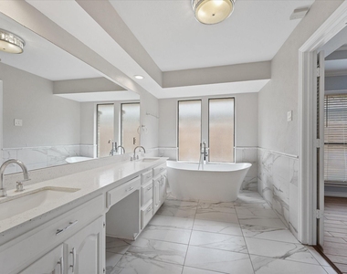 6620 Robin Willow Court - Photo Thumbnail 12