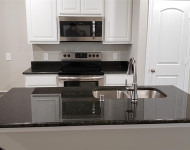 1412 Brindle Drive - Photo Thumbnail 9