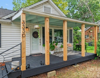 3330 Benard Avenue - Photo Thumbnail 1