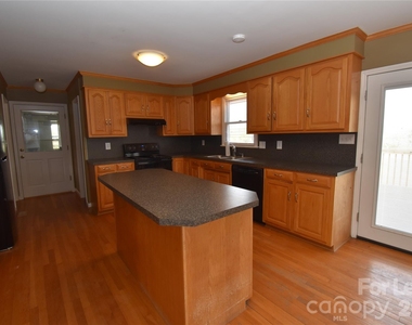 3377 Paul Heavner Lane - Photo Thumbnail 11