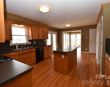 3377 Paul Heavner Lane - Photo Thumbnail 8