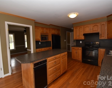 3377 Paul Heavner Lane - Photo Thumbnail 9