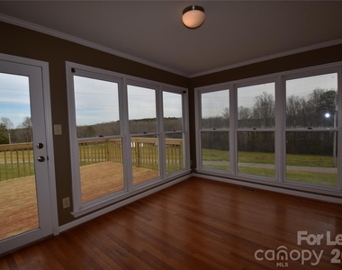 3377 Paul Heavner Lane - Photo Thumbnail 5