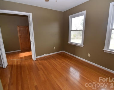 3377 Paul Heavner Lane - Photo Thumbnail 14