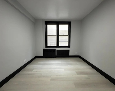 5BR in Upper West Side - Photo Thumbnail 8