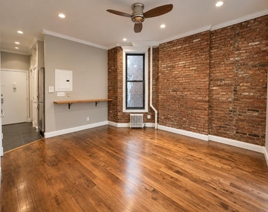 3BR in NoLita - Photo Thumbnail 9