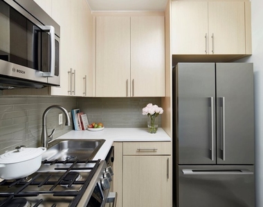 Studio in West Village - Photo Thumbnail 1