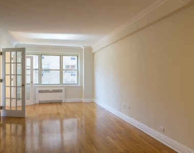 1BR in Murray Hill - Photo Thumbnail 1