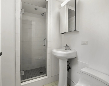 2BR in Murray Hill - Photo Thumbnail 7