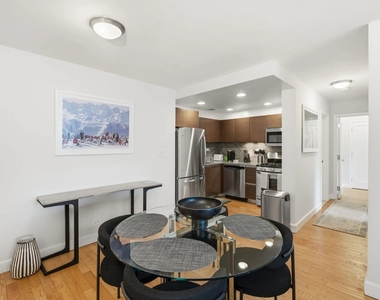 2BR in Upper East Side - Photo Thumbnail 2
