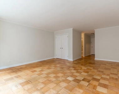 Studio in Upper West Side - Photo Thumbnail 1