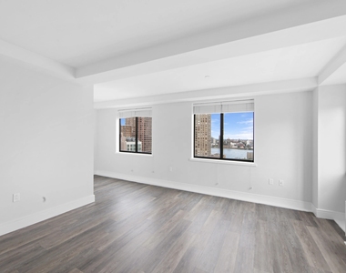 Studio in Upper East Side - Photo Thumbnail 3