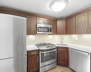 2BR in Upper East Side - Photo Thumbnail 3