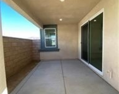 24533 Sonieta Court - Photo Thumbnail 3