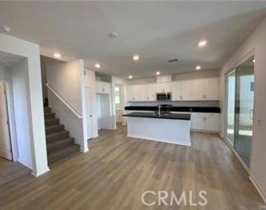 24533 Sonieta Court - Photo Thumbnail 29