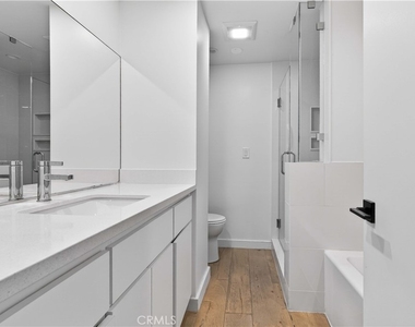 838 N Doheny - Photo Thumbnail 19