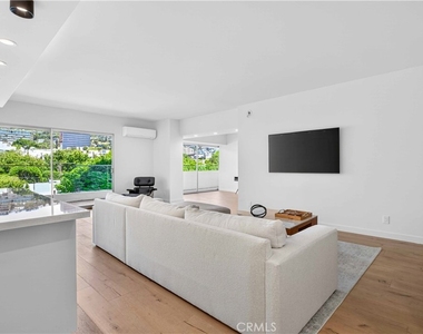 838 N Doheny - Photo Thumbnail 4