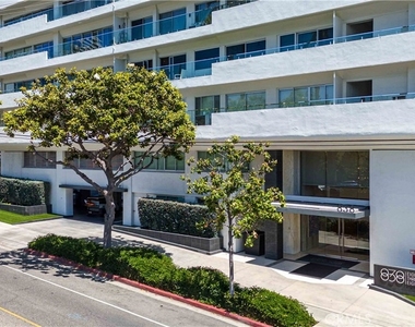 838 N Doheny - Photo Thumbnail 35