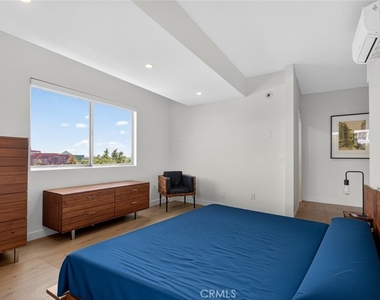 838 N Doheny - Photo Thumbnail 20