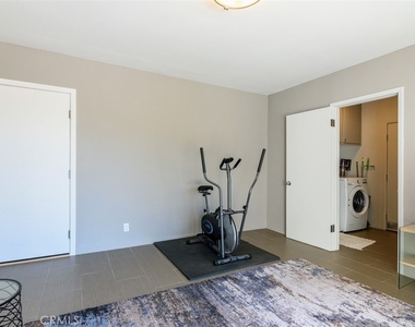 2657 Zorada - Photo Thumbnail 25