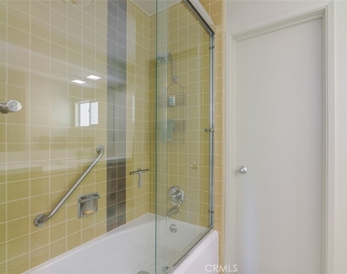 2657 Zorada - Photo Thumbnail 24