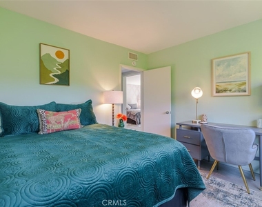 2657 Zorada - Photo Thumbnail 22