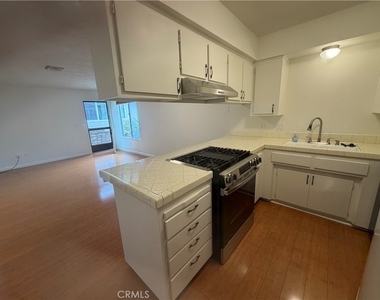 255 Butte - Photo Thumbnail 3
