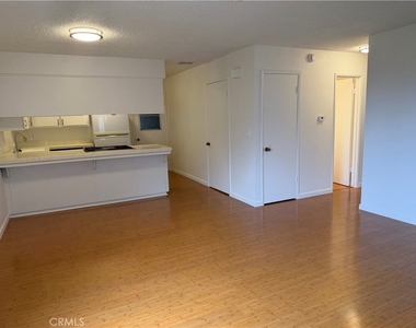 255 Butte - Photo Thumbnail 2