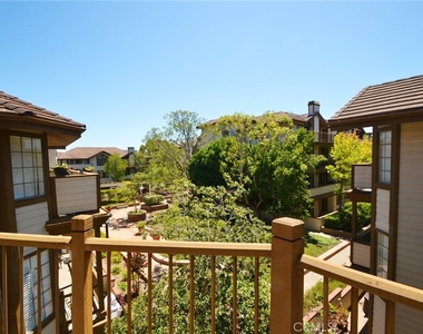 2571 Plaza Del Amo - Photo Thumbnail 10