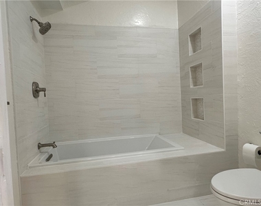 509 N Juanita Avenue - Photo Thumbnail 4