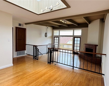 509 N Juanita Avenue - Photo Thumbnail 11