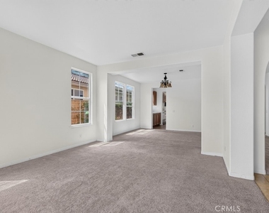 6221 Arcadia Street - Photo Thumbnail 4