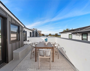 20462 Santa Ana Ave - Photo Thumbnail 21