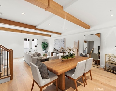 20462 Santa Ana Ave - Photo Thumbnail 11