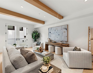 20462 Santa Ana Ave - Photo Thumbnail 3