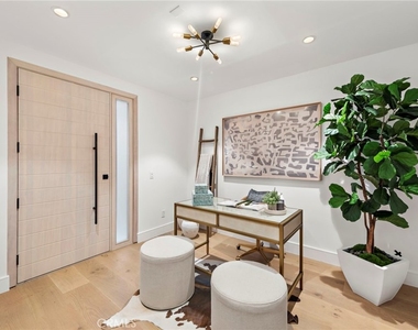 20462 Santa Ana Ave - Photo Thumbnail 1