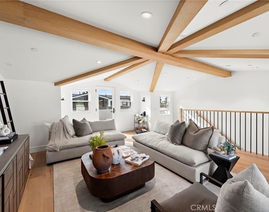 20462 Santa Ana Ave - Photo Thumbnail 20