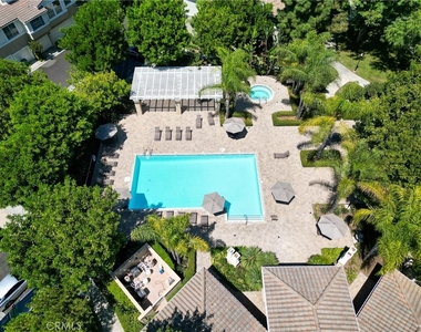 1804 Crescent Oak - Photo Thumbnail 39