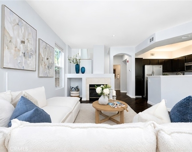 1804 Crescent Oak - Photo Thumbnail 6