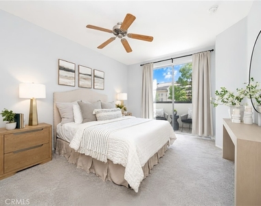 1804 Crescent Oak - Photo Thumbnail 12