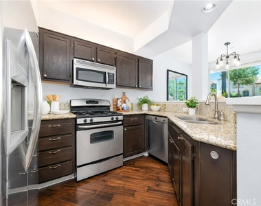 1804 Crescent Oak - Photo Thumbnail 8