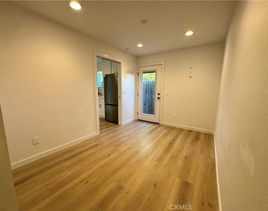320 S Colfax - Photo Thumbnail 9