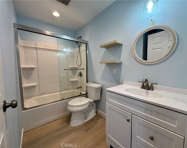 320 S Colfax - Photo Thumbnail 2