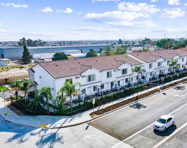 13665 Arrow Boulevard - Photo Thumbnail 1